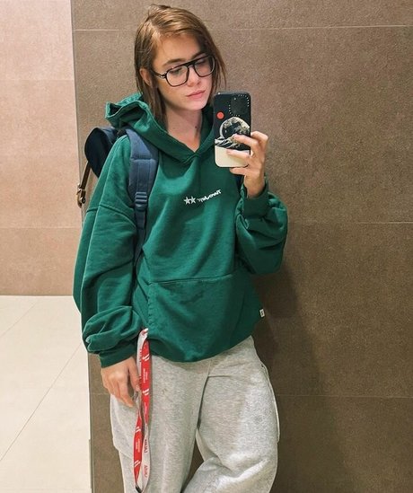 claaragalle model porno archiv