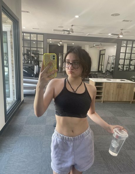 FloriGoAway nackt galerien