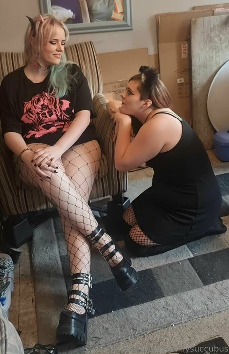 sicklysuccubus kunst erotische foto