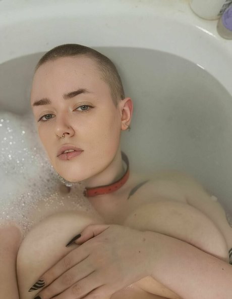 sicklysuccubus nackt akt foto