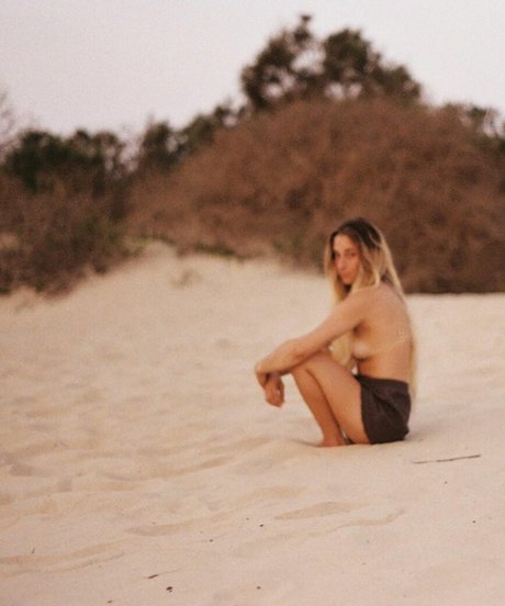 Noam Magen kunst sexy bild