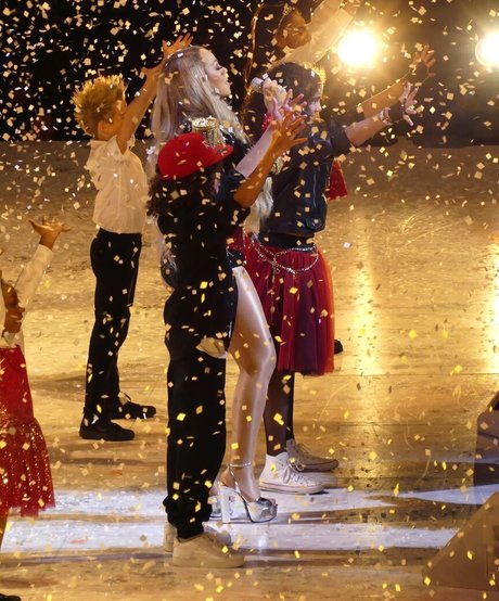 Madi Laine kunst nette foto