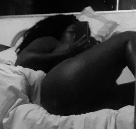 Carla Akotirene kostenlose schöne galerien