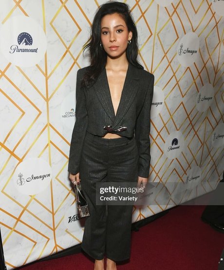 Izabella Alvarez erotische top archiv