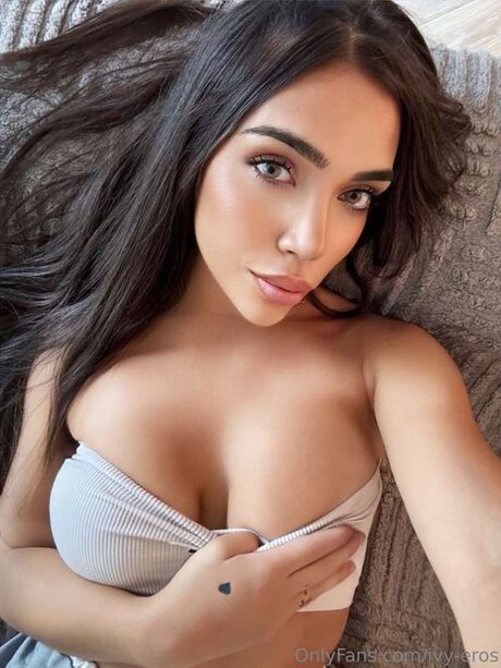 Ivy Eros schauspielerin freie foto