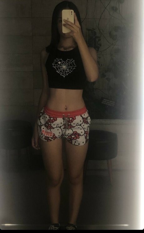 Myrjulia nackten foto