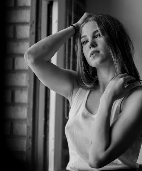 Jess Gabor heiße pornographische bilder