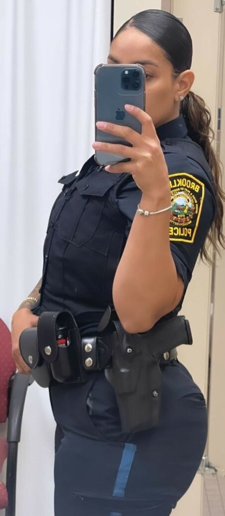 janibel b schauspielerin nackte bilder