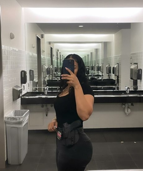 janibel b exklusive pornografische bilder