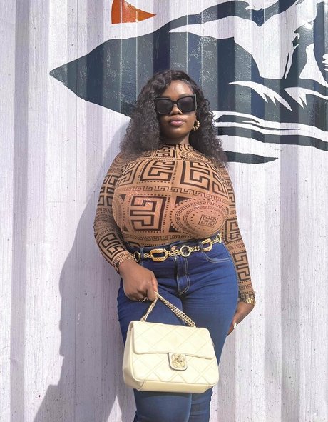 Chanel La Croix nette bild