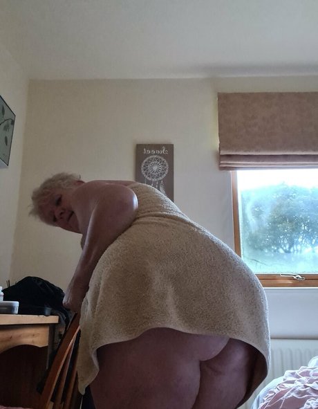 ukjoolz erwachsene akt bilder