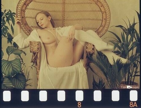 Annie Kinshova heiße pornografische archiv