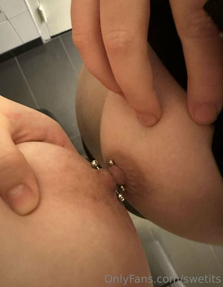 swetits nackt pornografische galerien