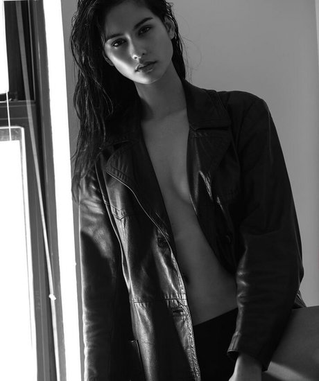 Ashika Pratt model akt galerien