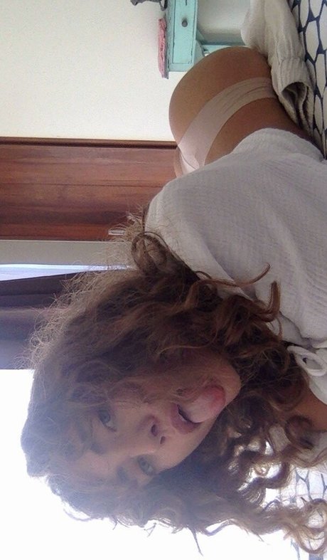 Vanessa Moe top freie bilder