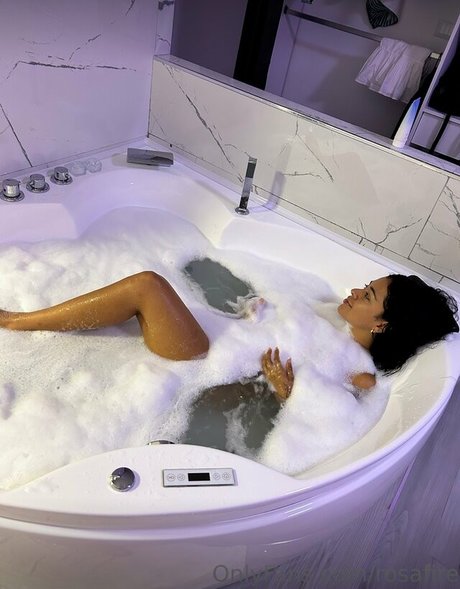 Merith Aranda pornostar perfekte fotos