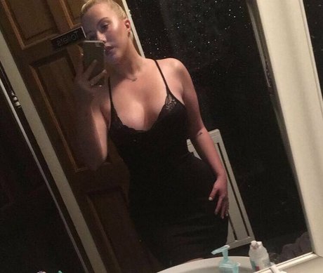 Bethany Koko pornostar nackte bild