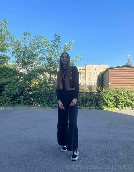 layla role hd nackte fotos