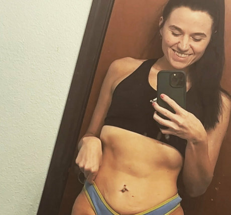 brooklynnbatesfree freie kunst galerie