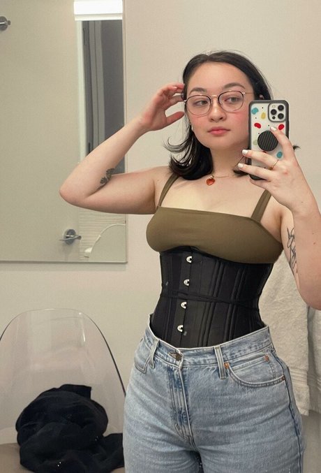 Mxmtoon xxx sex fotos