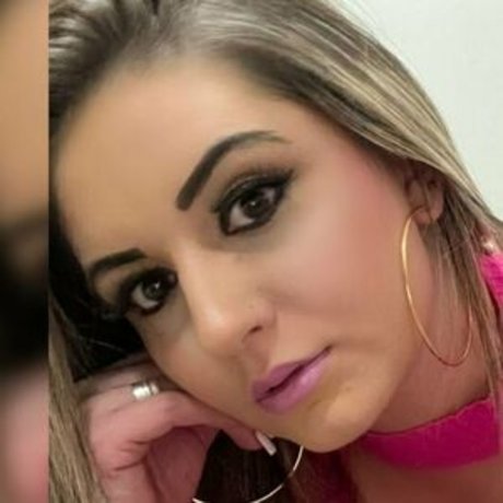 Milena Close model schöne galerie