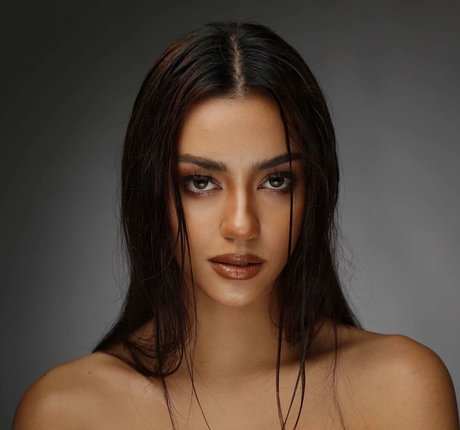 Amanda Obdam model hd bilder