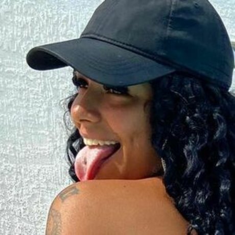 Karen Alencar sexy hübsche foto