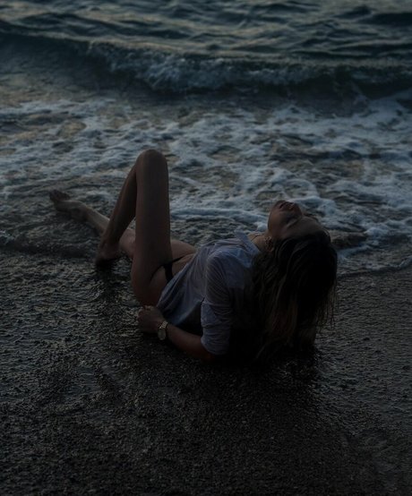 Agam Azulay erotische perfekte galerie