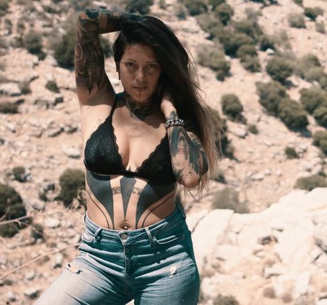 Bar Shachar pornostar nackte foto