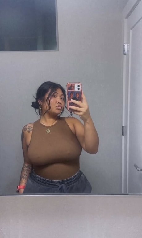 Cat Nhem freie nacktheit foto