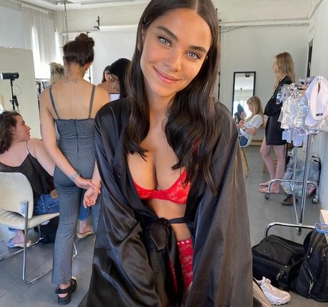 Romi Koren sexy beste bild