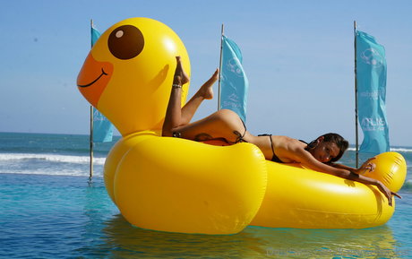 kate evans free nacktheit erwachsene bild