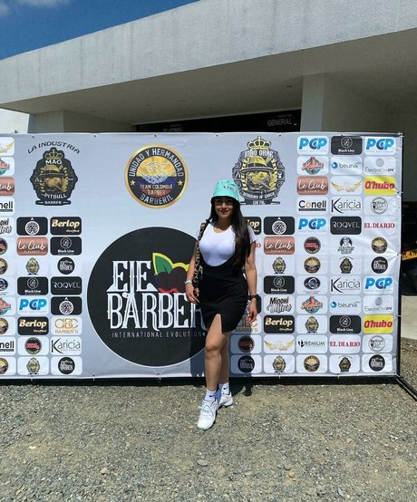 Maryory The Barber nacktheit heiße fotos