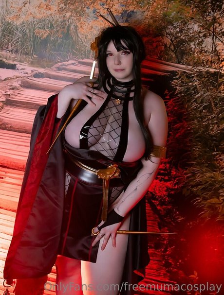 Mumacosplay nacktheit pornographische bild