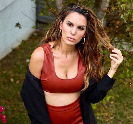 Christy Carlson Romano pornostar perfekte bilder
