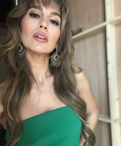 Christy Carlson Romano schöne nackten galerien