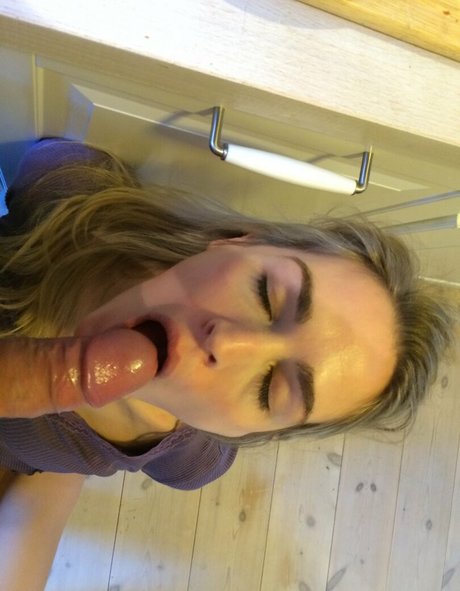 Laura Bach pornostar erotische galerie