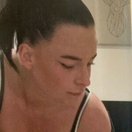 MissUnderCover__ xxx sexy bild