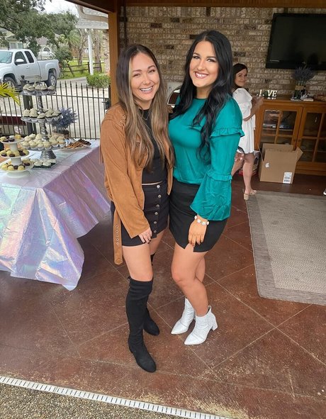 Aisley Montgomery top nackte foto