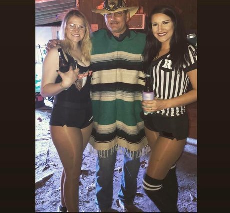 Aisley Montgomery nackt xxx galerie