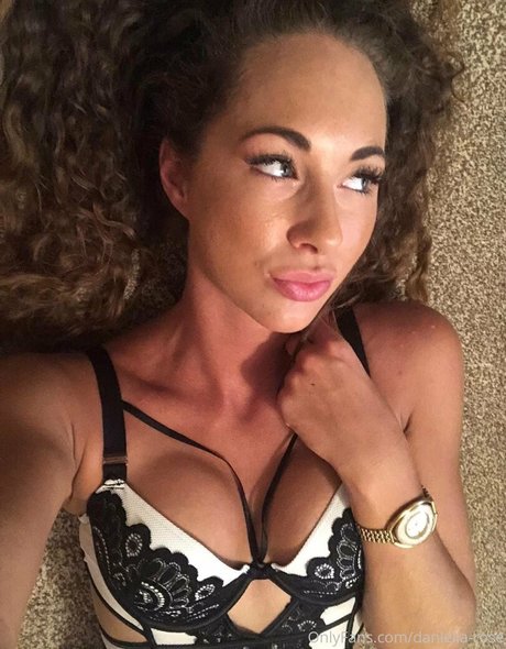 großen schwarzen schwanz spritzen nur fans kostenlose schöne archiv