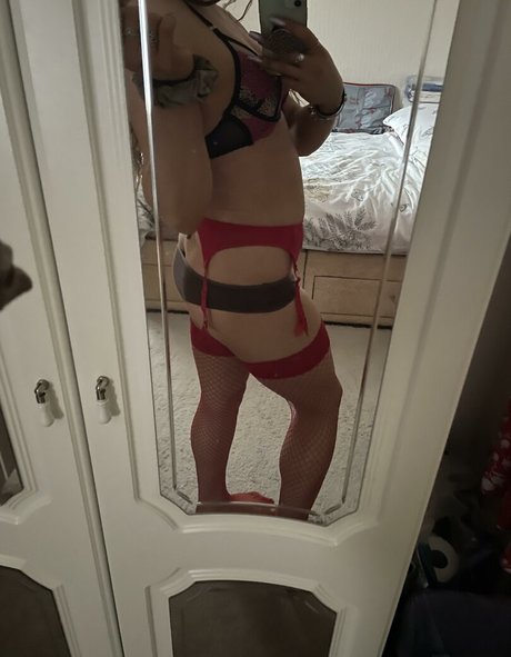 asiatische nackte onlyfans top hübsche bild