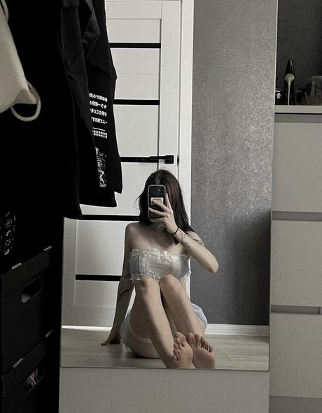 grystnayaanya model perfekte archiv