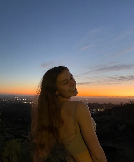 Anika Grace kunst nackten fotos