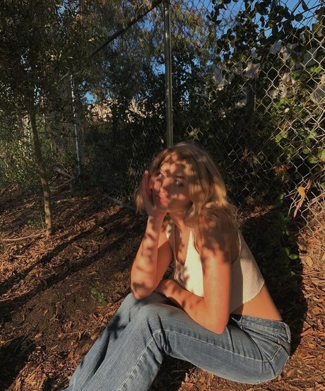 Anika Grace erotische nacktheit archiv