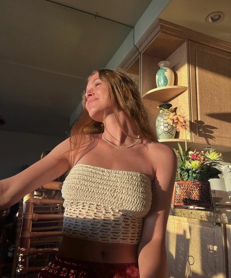 Anika Grace kunst pornostar bild