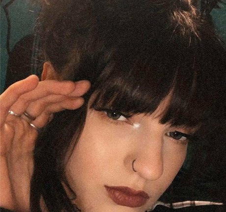 Rhiannon Jena model akt archiv