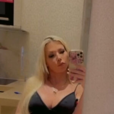 Barbie Sins exklusive porno foto