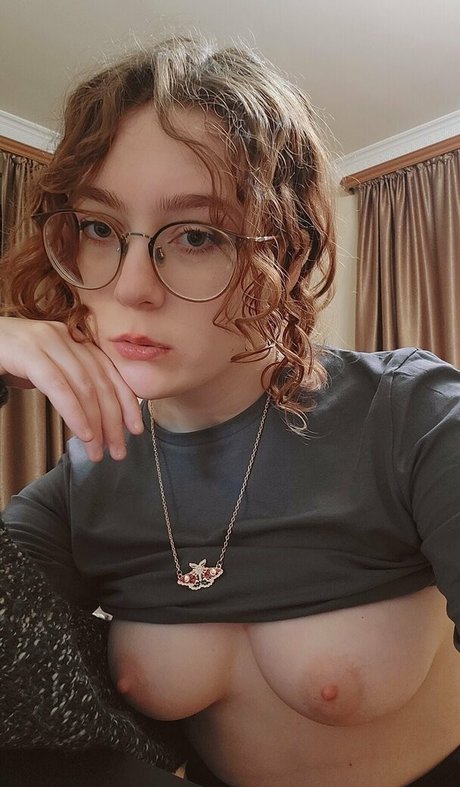 alicenudes heiße erwachsene bild