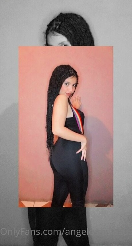 angelesavilez erwachsene kunst archiv